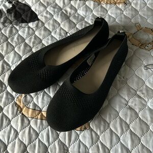 Danskin knit flats
